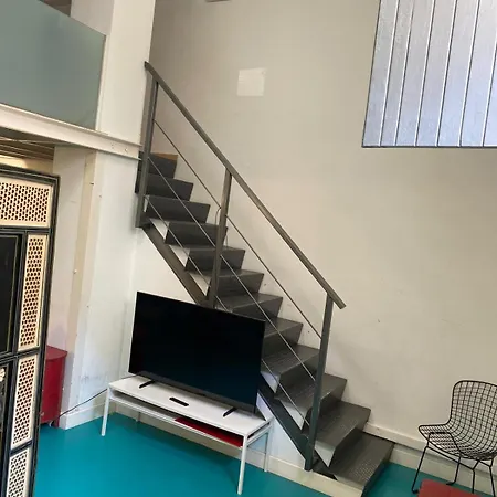 Soho Parking Included Apartment *