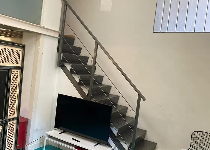 Soho Parking Included Apartment *